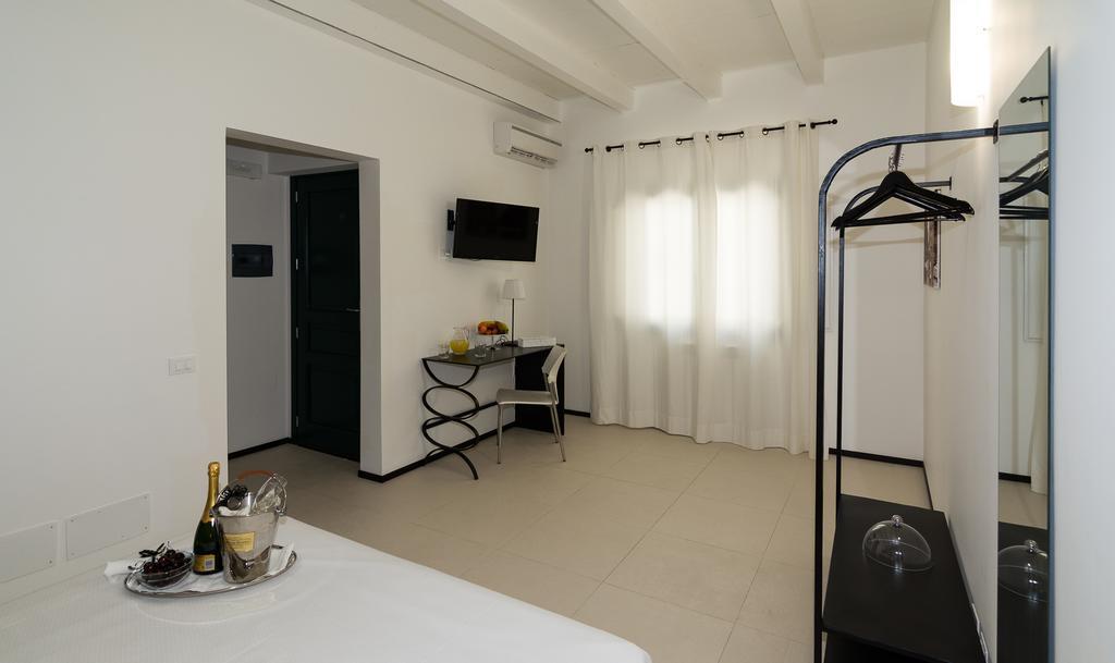 פלרמו B&B Alla Stazione מראה חיצוני תמונה